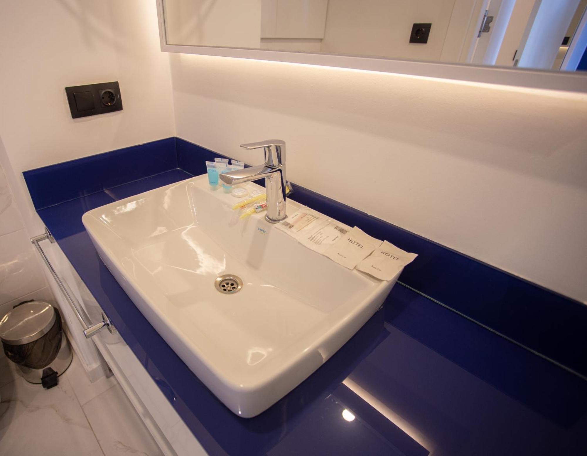 Batumi Concept Hotel エクステリア 写真